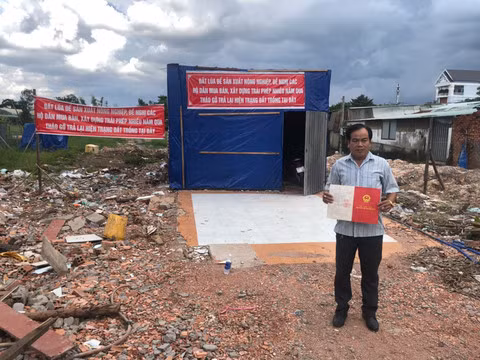 Huyen Binh Chanh, TPHCM: Dat chinh chu bi nguoi khac ngang nhien phan lo ban nen!