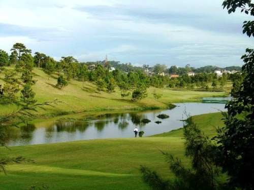 Vụ chuyển nhượng 145 ha đất công: Sân golf hoạt động trước ngày giao đất? - Hình 5 Vu chuyen nhuong 145 ha dat cong: San golf hoat dong truoc ngay giao dat?-Hinh-5