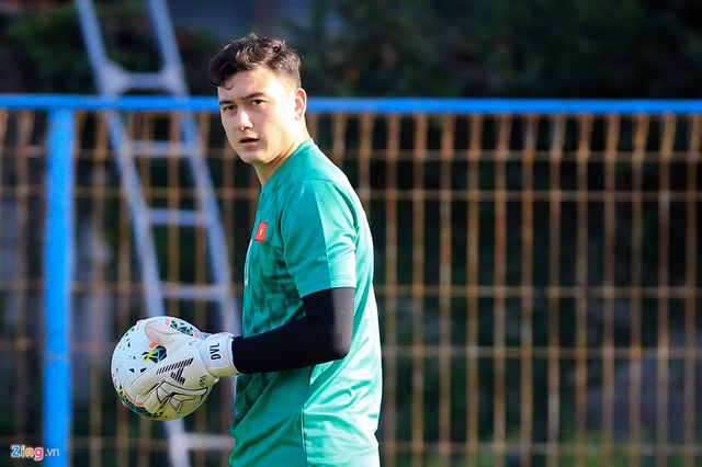 Xem tuyen Viet Nam tap luyen truoc tran doi dau Indonesia-Hinh-8