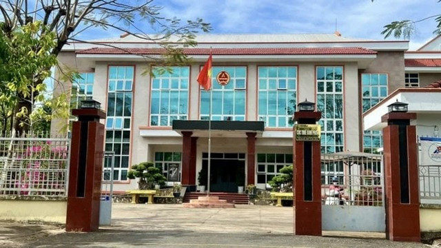 Điểm tên giám đốc doanh nghiệp ở Bình Phước bị đề nghị tạm hoãn đi nước ngoài Diem ten giam doc doanh nghiep o Binh Phuoc bi de nghi tam hoan di nuoc ngoai