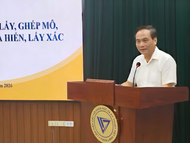 PGS.TS. Phạm Ngọc Linh, Phó Chủ tịch Liên hiệp Hội Việt Nam phát biểu khai mạc hội thảo