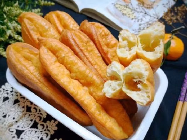 Ăn lâu dài hoặc ăn quá nhiều có thể dẫn đến ngộ độc nhôm mãn tính, làm tổn thương hệ thần kinh, sa sút tinh thần và gây phản ứng chậm của não.