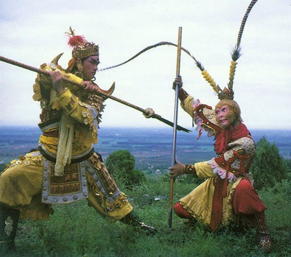 Điều này cho thấy Tôn Ngộ Không không hề sợ Diêm Vương. Với hành động ngông cuồng ở địa phủ, Tôn Ngộ Không dễ dàng thoát khỏi vòng tròn sinh - tử.