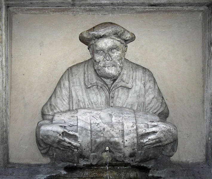 Họ viết lên đó mọi điều mà bản thân không hài lòng và trao đổi, thảo luận những vấn đề gây nhức nhối dư luận với nhau.