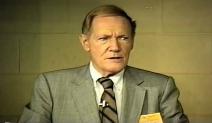 Liên quan đến bí ẩn về du hành thời gian, câu chuyện ly kỳ và hấp dẫn của Al Bielek (1927 - 2011) khiến công chúng vô cùng tò mò.