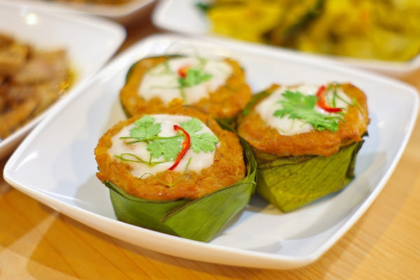 Chính hương vị tổng hợp lạ miệng này đã khiến không chỉ người dân Cambodia mà ngay cả các khách du lịch nước ngoài khi đến đây đều cảm thấy rất hợp khẩu vị với món ăn này.