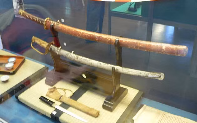 Theo một số tài liệu cổ xưa, trước khi bắt đầu rèn kiếm Katana, thợ rèn kiếm sẽ thực hiện thanh tẩy cơ thể theo nghi thức Thần đạo.