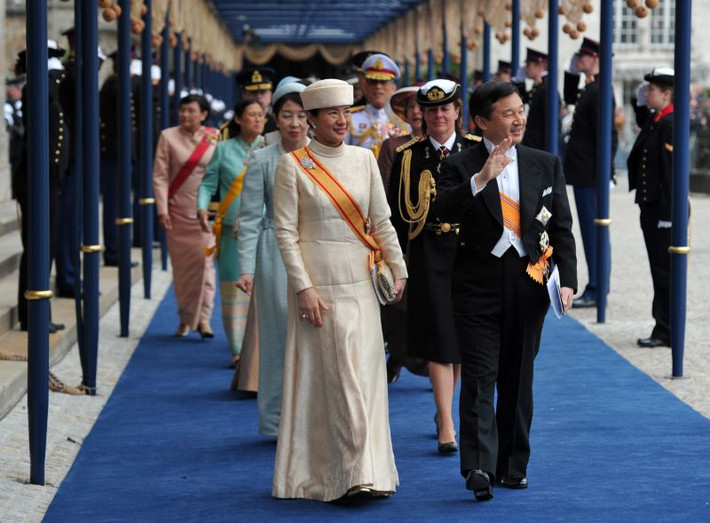 Thái tử Naruhito cùng công nương Masako tham dự lễ đăng quang của nhà vua Willem tại Amsterdam, Hà Lan năm 2013.