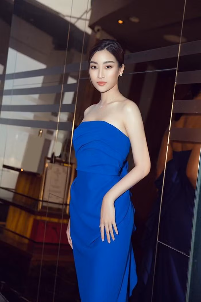 Sau 3 năm năm đăng quang Hoa hậu Việt Nam 2016, Đỗ Mỹ Linh được nhiều khán giả yêu mến nhờ nỗ lực giữ gìn hình ảnh sạch, không scandal, ăn mặc thanh lịch, trong sáng.