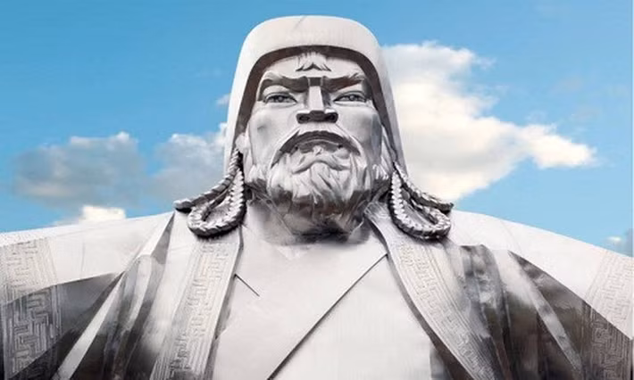 Trên hành trình chinh phục vùng lãnh thổ rộng lớn ở châu Á và châu Âu, bên cạnh đội quân của Thành Cát Tư Hãn, một yếu tố quan trọng góp phần tạo nên các chiến dịch quân sự thành công của thủ lĩnh Mông Cổ là loài ngựa chiến danh tiếng.