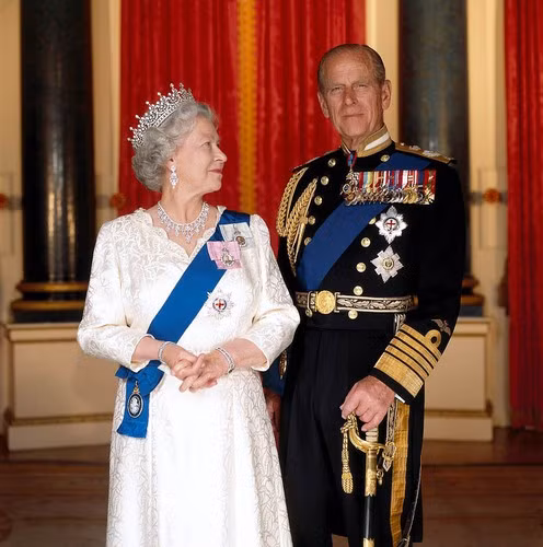 Với 68 năm trị vì, Nữ hoàng Elizabeth II trở thành người ngồi trên ngai vàng lâu nhất trong lịch sử Vương quốc Anh tính đến thời điểm hiện nay.