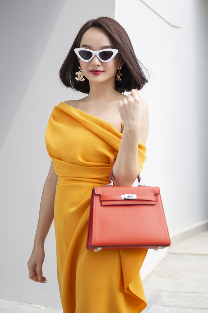 Vai diễn Lý Linh không chỉ giúp Kaity Nguyễn thể hiện tài năng diễn xuất mà còn mang về vô số lời khen về tạo hình quyến rũ, gu thời trang sành điệu.