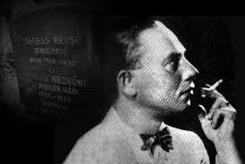 Người con gái mà nhạc sĩ Seress đem lòng yêu đã từ chối ông. Sự việc này khiến tâm trạng của ông trùng xuống suốt nhiều ngày. Theo đó, bản nhạc "Gloomy Sunday" của nhạc sĩ Seress chất chứa tâm trạng sầu thảm, bi thương khi lời thổ lộ tình cảm bị người con gái ông thầm yêu từ chối.