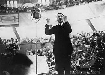 Trong thời gian nắm quyền, nhà độc tài Hitler đã nhận được sự ủng hộ lớn của dân chúng Đức.