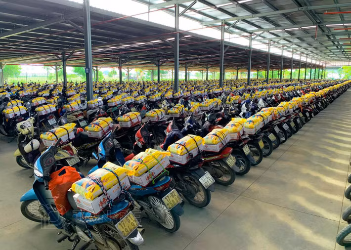 Theo tìm hiểu đây các cách tặng quà Tết cho công nhân trong nhiều năm qua tại Công ty CP sản xuất hàng thể thao Tân Đệ (KCN Nguyễn Đức Cảnh, TP Thái Bình, tỉnh Thái Bình).