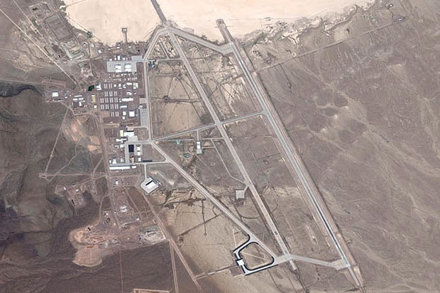 Xuất phát từ điều này, công chúng háo hức đón chờ bộ phim tài liệu về ông Lazar để xem người đàn ông này tiết lộ những bằng chứng chấn động nào về UFO và người ngoài hành tinh ở Khu vực 51.