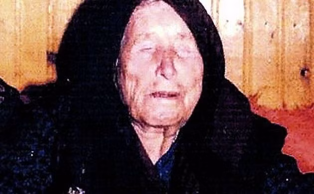 Đến năm 12 tuổi, bà Vanga trải qua lần chết hụt thứ hai. Khi đang chơi với người anh họ, một cơn bão mạnh xảy ra cuốn bà Vana đi. Khi tỉnh dậy, bà nằm trên cánh đồng gần nhà với nhiều vết thương.