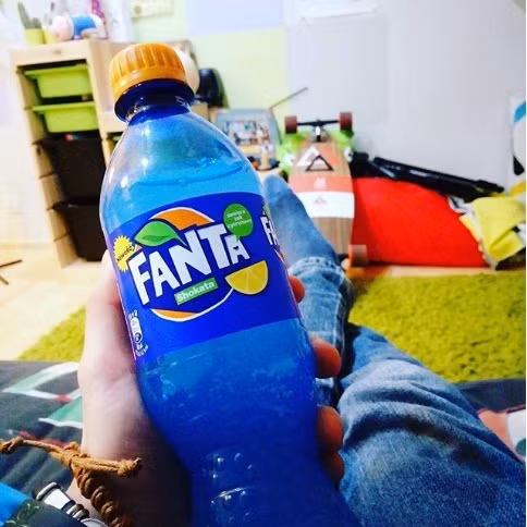 Fanta với hương vị cơm cháy: Ban đầu, hương vị này được thiết kế cho thị trường địa phương, đặc biệt là ở Romania. Hương vị nước ngọt kỳ lạ này dần phổ biến ở Serbia, Croatia, Ba Lan, Phần Lan, Đan Mạch, Latvia và Litva.