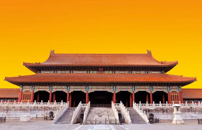 Đến năm 1912, hoàng đế cuối cùng của nhà Thanh thoái vị. Sau đó, nơi này không còn là nơi ở của bậc vua chúa Trung Quốc. Theo thời gian, nơi đây trở thành địa điểm du lịch và được UNESCO công nhận là di sản thế giới vào năm 1987.