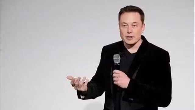 Ông Musk cùng em trai là Kimbal Musk phát triển Zip2 - ứng dụng cho phép xuất bản các nội dung trực tuyến dành cho các hãng thông tấn.