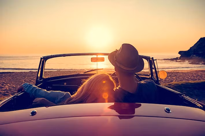 Thế nhưng, theo bác sĩ Hứa Lam Phương - Tiến sĩ tình dục học người Trung Quốc, hiện tượng này không phải yếu tố đại diện cho việc nam giới có chức năng sinh lý khoẻ, bởi chỉ cần dương vật tiếp tục được kích thích và cọ xát hoặc giữ được hưng phấn thì nó vẫn có thể cương cứng.