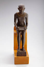 Trong cuốn sách này, Imhotep đã đề cập đến nhiều phương pháp chữa các căn bệnh khác nhau cho các bệnh nhân như đau đầu, gãy xương, bệnh về dạ dày, đường ruột...