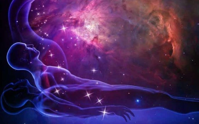 Một lúc sau, ông Rajiv nhìn thấy khung cảnh u ám cùng những con vật có sừng dưới bầu trời đầy mây đen và sấm sét. Tại nơi này, ông gặp một số người mà bản thân từng đối xử không mấy thân thiện.