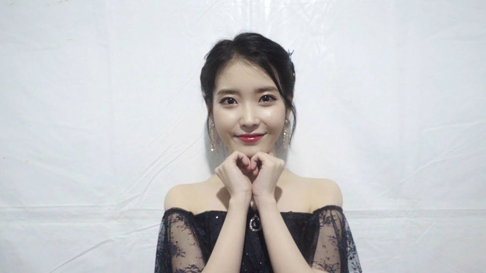 Thứ hai, ba, tư cô sẽ ăn thả phanh. Thứ 5 bắt đầu ăn ít hơn để dạ dày quen dần và ba ngày còn lại trong tuần sẽ ăn kiêng thật nghiêm ngặt.