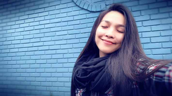 Nhờ có chế độ ngủ nghỉ, sinh hoạt hợp lý, suy nghĩ lạc quan, cân bằng giữa công việc và cuộc sống riêng nên Hiền Thục vẫn giữ được nhan sắc và tinh thần trẻ trung ở tuổi 37.