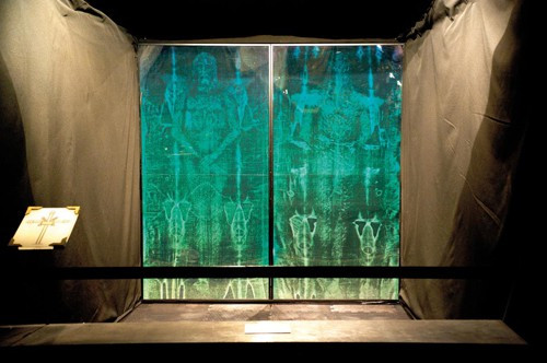 Kết quả cho thấy tấm vải liệm xuất hiện vào khoảng 1300 năm sau khi Chúa Jesus chào đời.