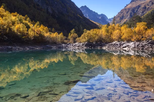 Vào năm 1961, một đợt hạn hán nghiêm trọng đã khiến nước trong hồ Karachay cạn dần.