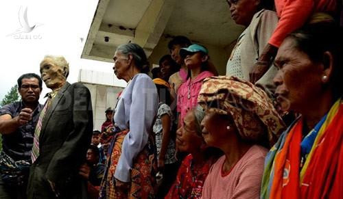 Linh hồn của người chết sẽ phù hộ cho gia đình và dân làng tránh được những tai ương, dịch bệnh, sâu bọ phá hoại mùa màng...