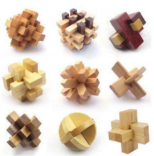 Món đồ chơi này được cho là để rèn luyện trí thông minh. Vì vậy, khóa Khổng Minh còn đến ngày nay và trở thành trò chơi trí tuệ phổ biến ở Trung Quốc.