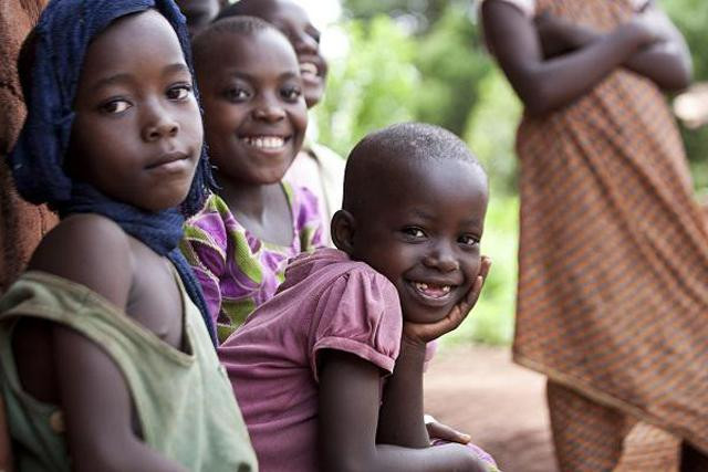 Ban đầu, mọi người cứ ngỡ 3 học sinh sẽ không cười nữa sau vài phút.