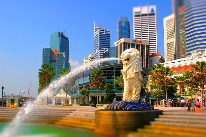 Để làm được điều đó, Singapore thực hiện một số giải pháp như tung gói hỗ trợ nền kinh tế 230 triệu đôla Singapore.