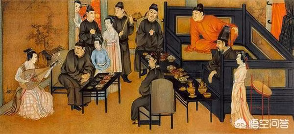 Ngay cả khi không có quần áo cũ thì nhiều quan lại cũng cố tình vá vài miếng vải vụn vào để lấy lòng hoàng đế mỗi khi thượng triều. Sau khi kết thúc buổi thiết triều, quan lại lại quay trở lại cuộc sống xa hoa.