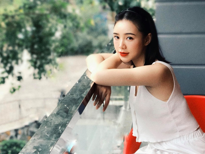 Sau đó để duy trì vóc dáng hiệu quả, cô đã thay đổi thói quen sinh hoạt, luyện tập và chế độ dinh dưỡng. Việc thay đổi thói quen ăn đồ ăn nhanh và thay thế bằng rau xanh, các loại hạt kết hợp với lịch tập luyện thể thao, nghỉ ngơi hợp lý là bí quyết cải thiện sắc đẹp và dáng vóc của Quỳnh Kool.