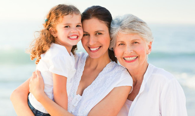 Tâm trạng phụ nữ phụ thuộc vào nội tiết tố: Không phải mọi phụ nữ đều nhận thấy rằng cơ thể của họ bị ảnh hưởng bởi chu kỳ kinh nguyệt hàng tháng. Khi nồng độ hormone liên tục thay đổi trong não và cơ thể, chúng cũng thay đổi cách nhìn, mức năng lượng và độ nhạy cảm của chị em.