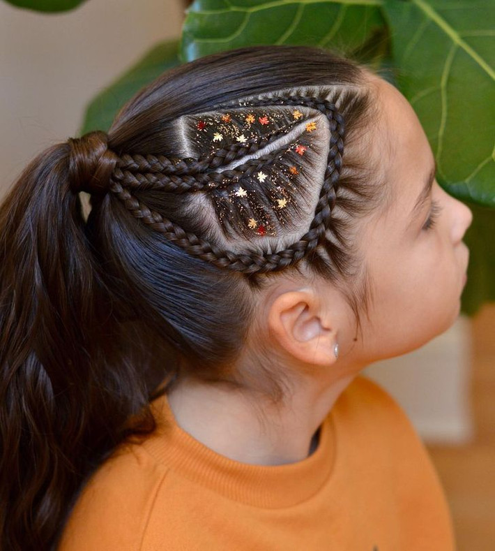 Mariya tin rằng lúc tết tóc là thời gian gắn kết mẹ con và họ thực sự trân trọng những khoảnh khắc này.