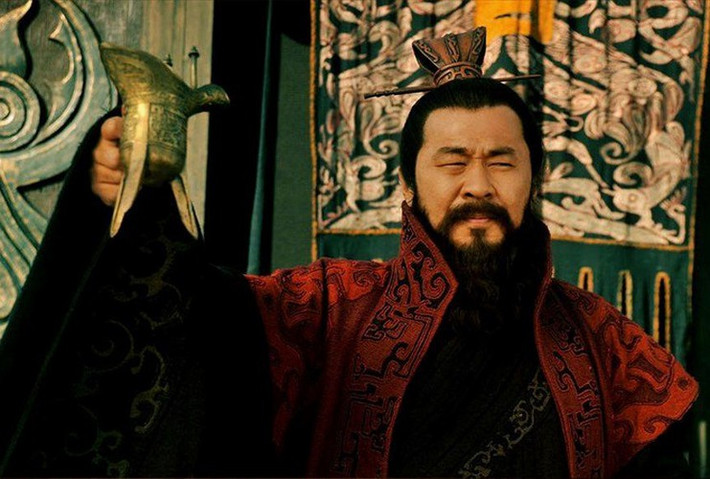 Tuy nhiên, cuối cùng, Tào Tháo mất ngựa Tuyệt Ảnh trong một cuộc chiến khi nó bị binh lính của địch giết chết.