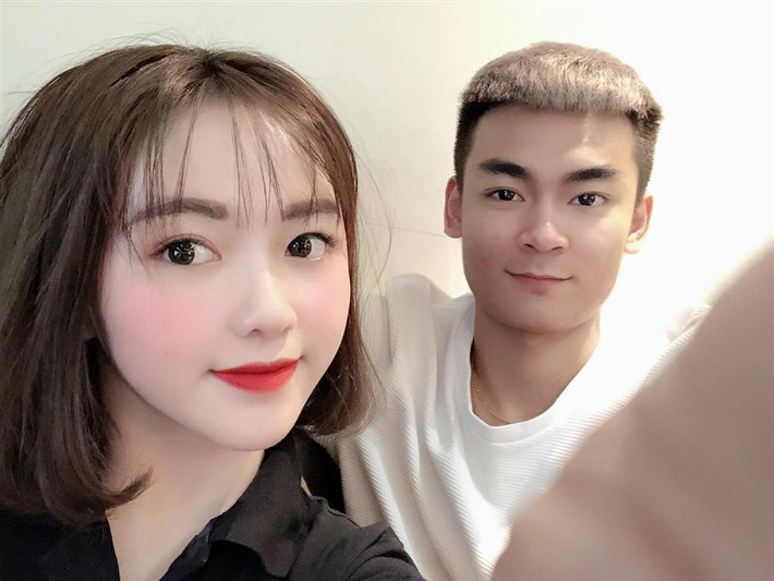 Có khuôn mặt xinh xắn, cô cháu gái Quang Cuốn Hà Phương thường xuất hiện trong các clip troll của "ông chú" Quang Cuốn