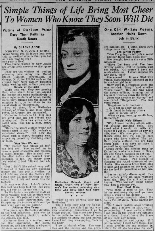 Một số nữ công nhân khác làm việc vẽ mặt đồng hồ như Maggia bị phóng xạ ăn vào tận xương khiến cơ thể phát sáng trong bóng tối như những "cô gái ma" hay “những cô gái Radium”.