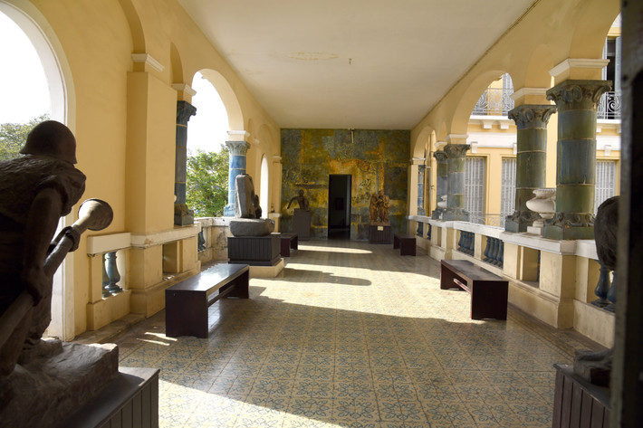 Mỗi khu vực trong bảo tàng gây ấn tượng với công chúng khi được lát bằng nhiều kiểu gạch bông có hoa văn khác nhau.