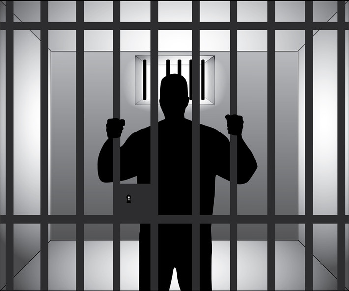 Mặc dù gây ra tội ác ghê rợn trên, Garavito bị kết án 40 năm tù theo luật pháp của Colombia thời ấy. Tuy nhiên, gã được giảm án xuống còn 22 năm tù giam do hợp tác với cảnh sát trong quá trình điều tra, chỉ chỗ chôn nạn nhân. 