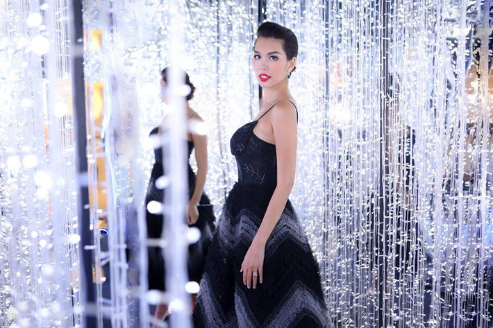 Tuy nhiên phần mỡ tích lũy trong quá trình mang bầu vẫn còn đó nên phải tiếp tục massage tạo vòng eo và kết hợp điều chỉnh chế độ dinh dưỡng.