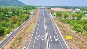 Đảm bảo an toàn tuyệt đối khi thông xe tạm cao tốc Biên Hòa - Vũng Tàu