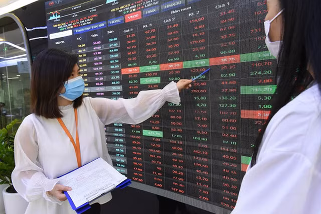 Chung khoan ngay 28/6: Co phieu nao duoc khuyen nghi?