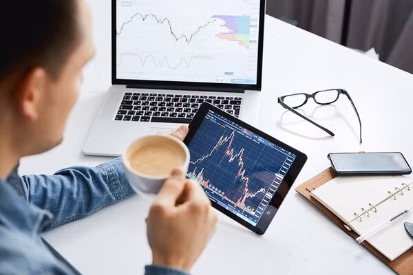 Chứng khoán ngày 7/12: Cổ phiếu nào được khuyến nghị? Chung khoan ngay 7/12: Co phieu nao duoc khuyen nghi?