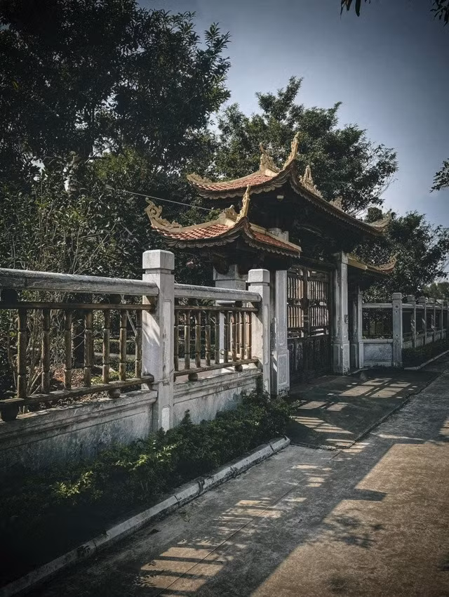 Cận cảnh biệt phủ gỗ lim rộng 1.000m2 ở Nam Định Can canh biet phu go lim rong 1.000m2 o Nam Dinh