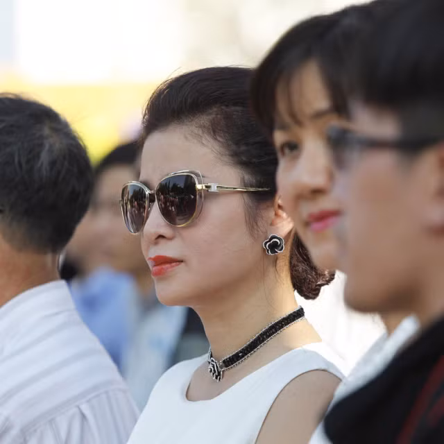 Bà Lê Hoàng Diệp Thảo có nhan sắc trẻ trung quý phái tuổi U60 - Hình 2 Ba Le Hoang Diep Thao co nhan sac tre trung quy phai tuoi U60-Hinh-2